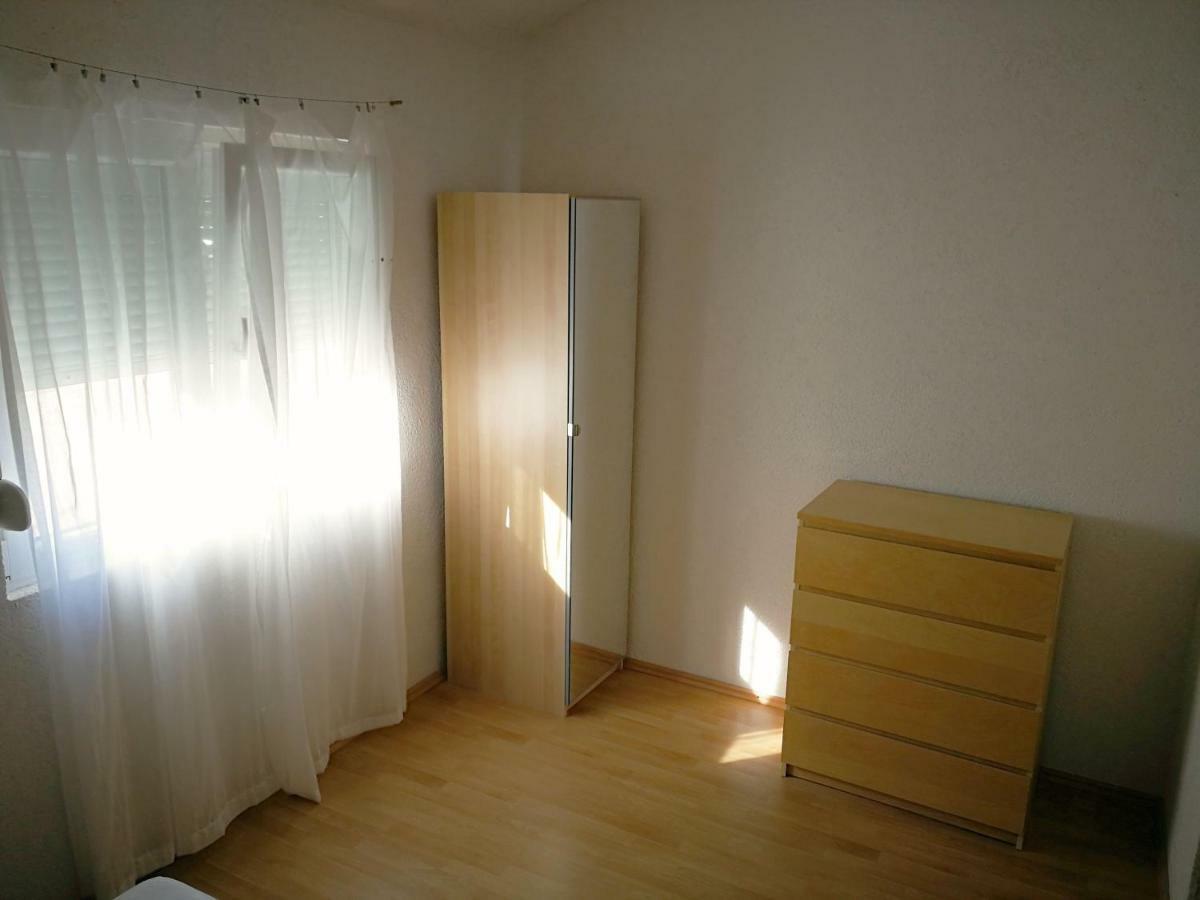Family Friendly Apartments Island Rab Kampor Bagian luar foto